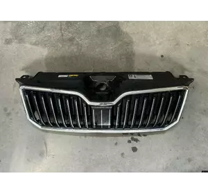 Решітка радіатора Superb 3 3V0853653B Решітка радіатора Superb 3 3V0853653B