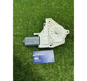 Моторчик склопідйомника передній 8K0959802A Моторчик склопідйомника передній 8K0959802A