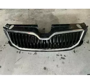 Решітка радіатора Octavia A7 5E0853653 Решітка радіатора Octavia A7 5E0853653